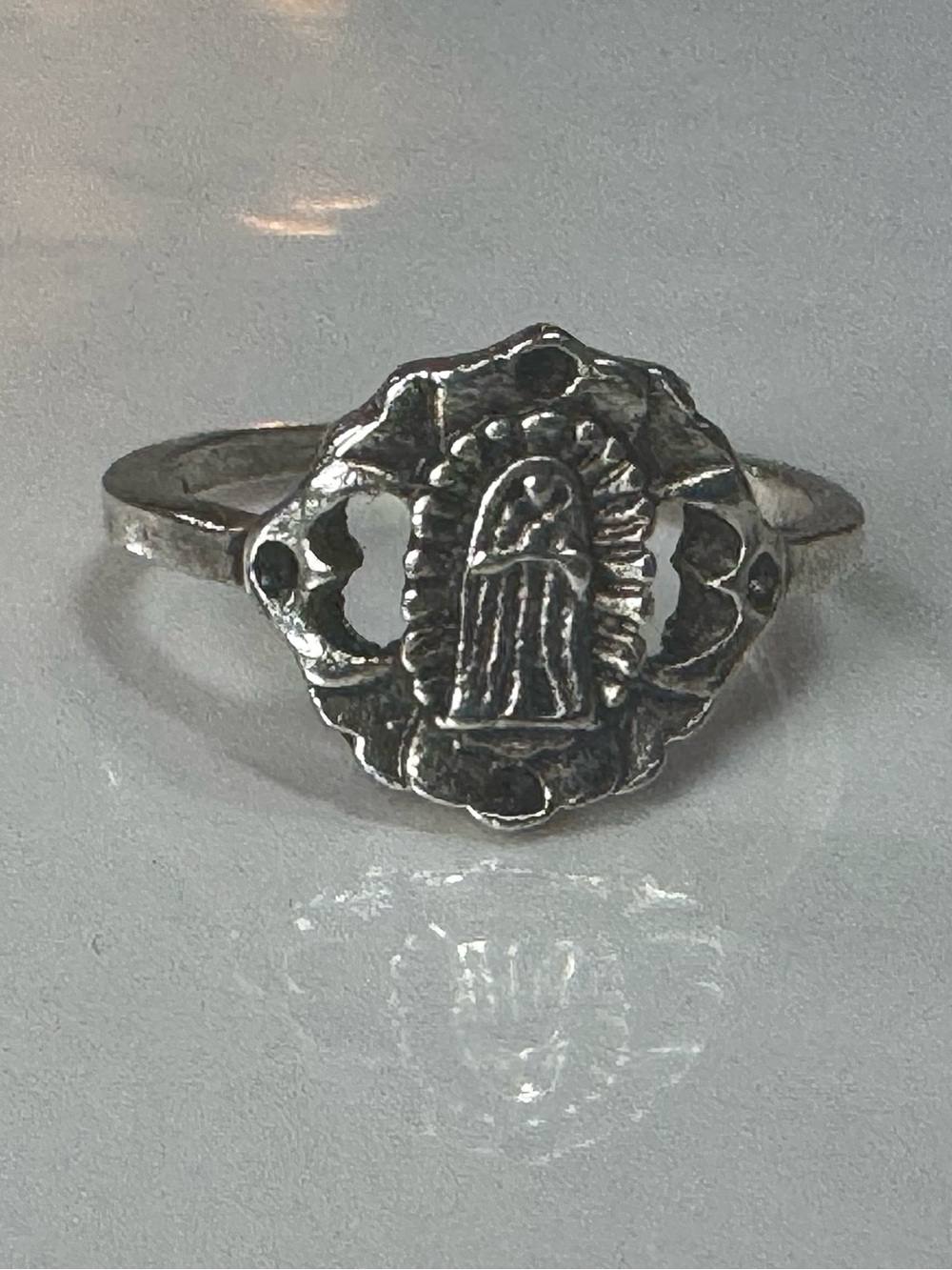 ❤️ Mary Religious Mother Saint Catholic Motif Ring Silver Tone Size 7